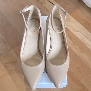 Nine West Women’s Wedge heels